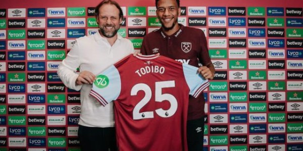 半岛体育在线-【观察】心仪中卫被抢战术体系难立 尤文紧急进补？