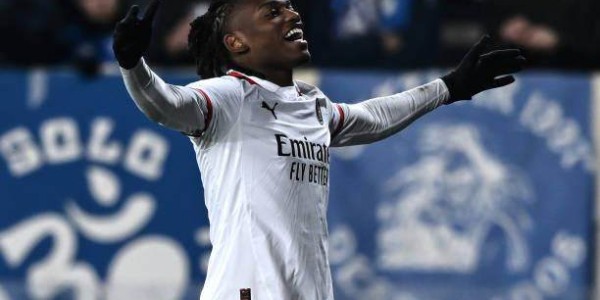 半岛体育APP-【复盘】少打一人？继续进攻！米兰战胜了争议与恐惧