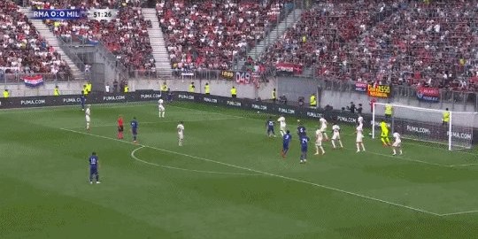 半岛体育在线-【热身赛】贝尔造点却罚失 两队各中框 皇马0-0米兰