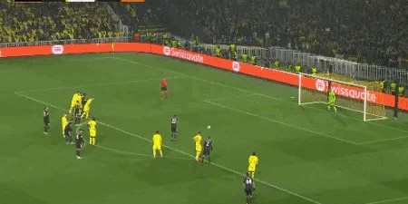 半岛体育在线-【欧联】迪马利亚戴帽+造红点，十人南特0-3尤文图斯