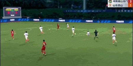 半岛体育-【中超】卡兰加双响石柯染红 河南4比1掀翻十人泰山