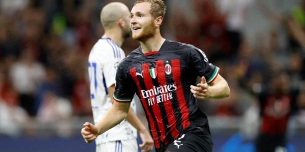 半岛体育-【人物】波贝加：红黑中场火力点 米兰青训的新招牌